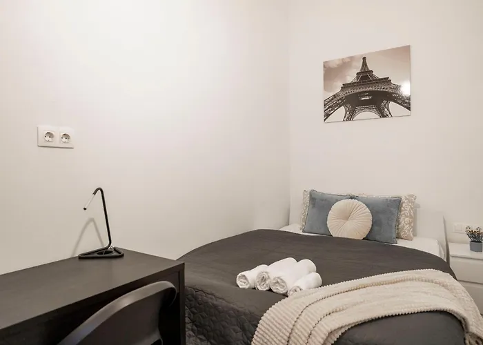 Central Bp Superior Apartment With 2Bedrm, 2Bathroom