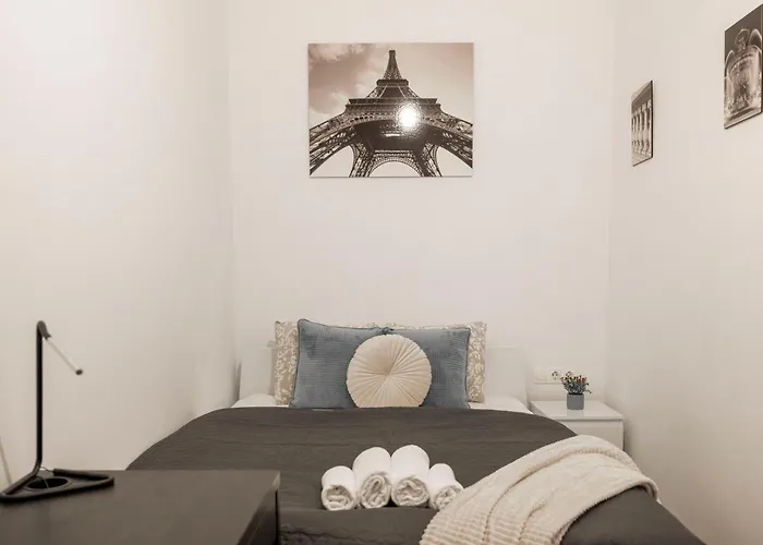 Central Bp Superior Apartment With 2Bedrm, 2Bathroom